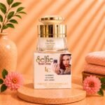 Selfie Whitening Facial Cream with Vitamin C & E, 50g